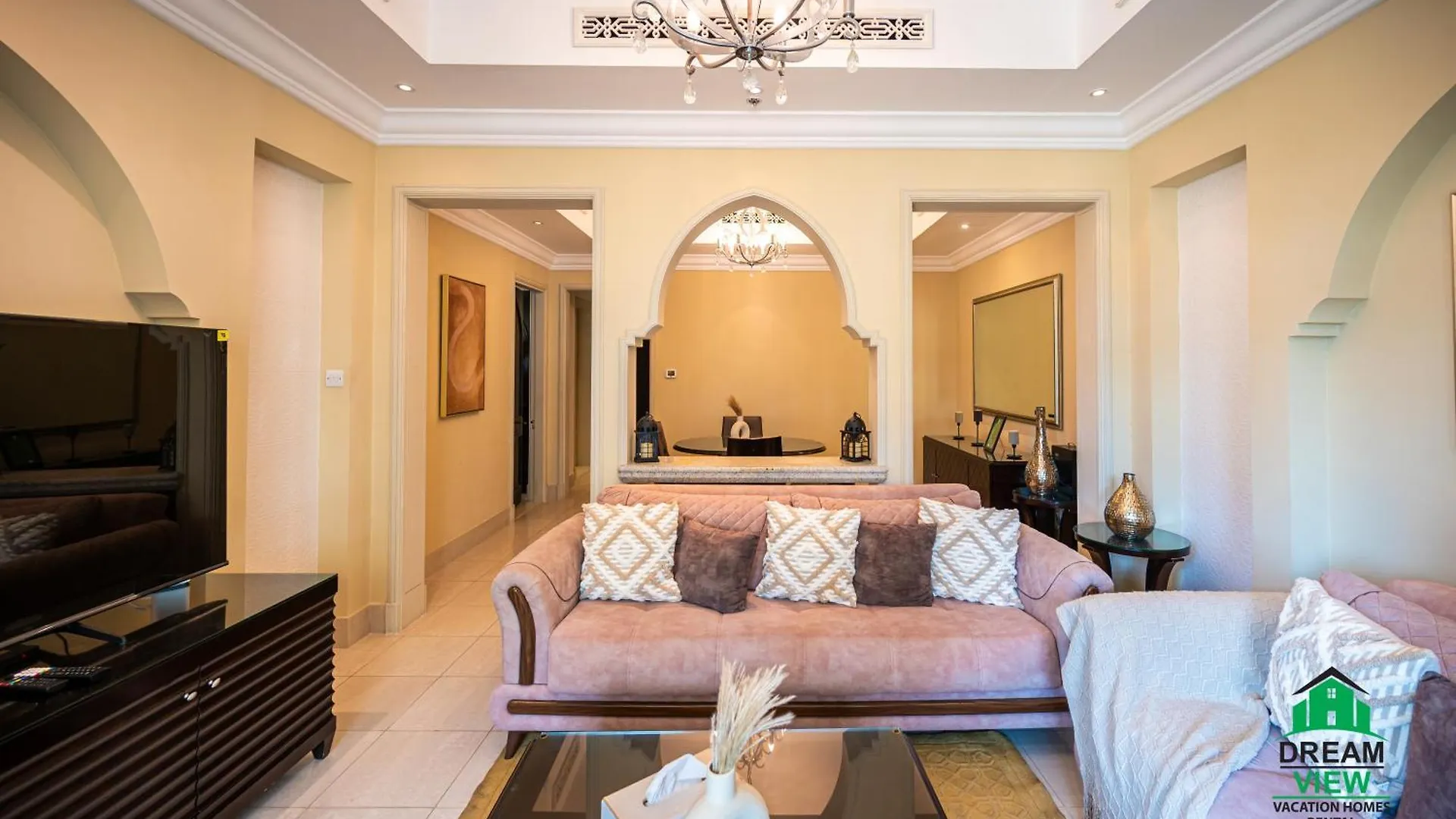 Souk Al Bahar - Burj Khalifa - Dream View Holiday Home Rental Dubai Apartment