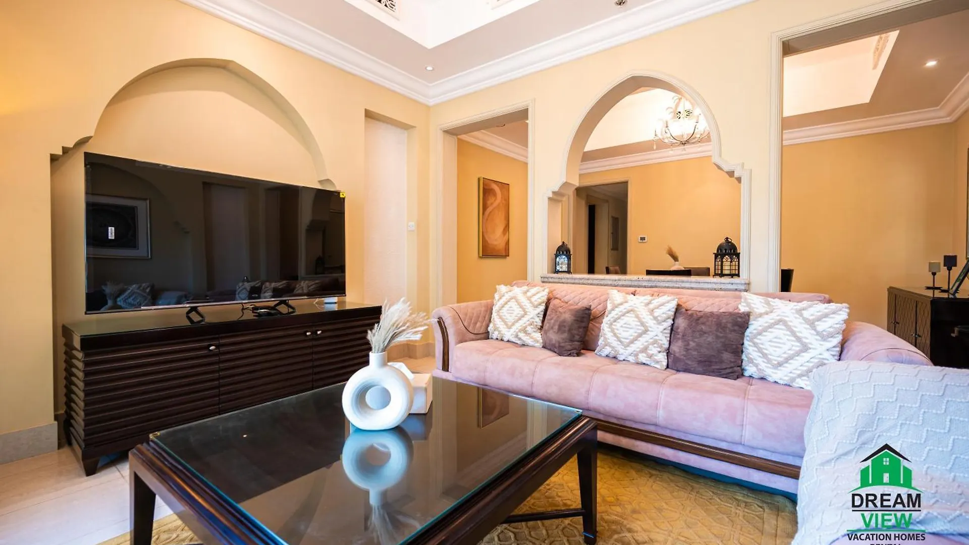 Souk Al Bahar - Burj Khalifa - Dream View Holiday Home Rental Dubai Apartment
